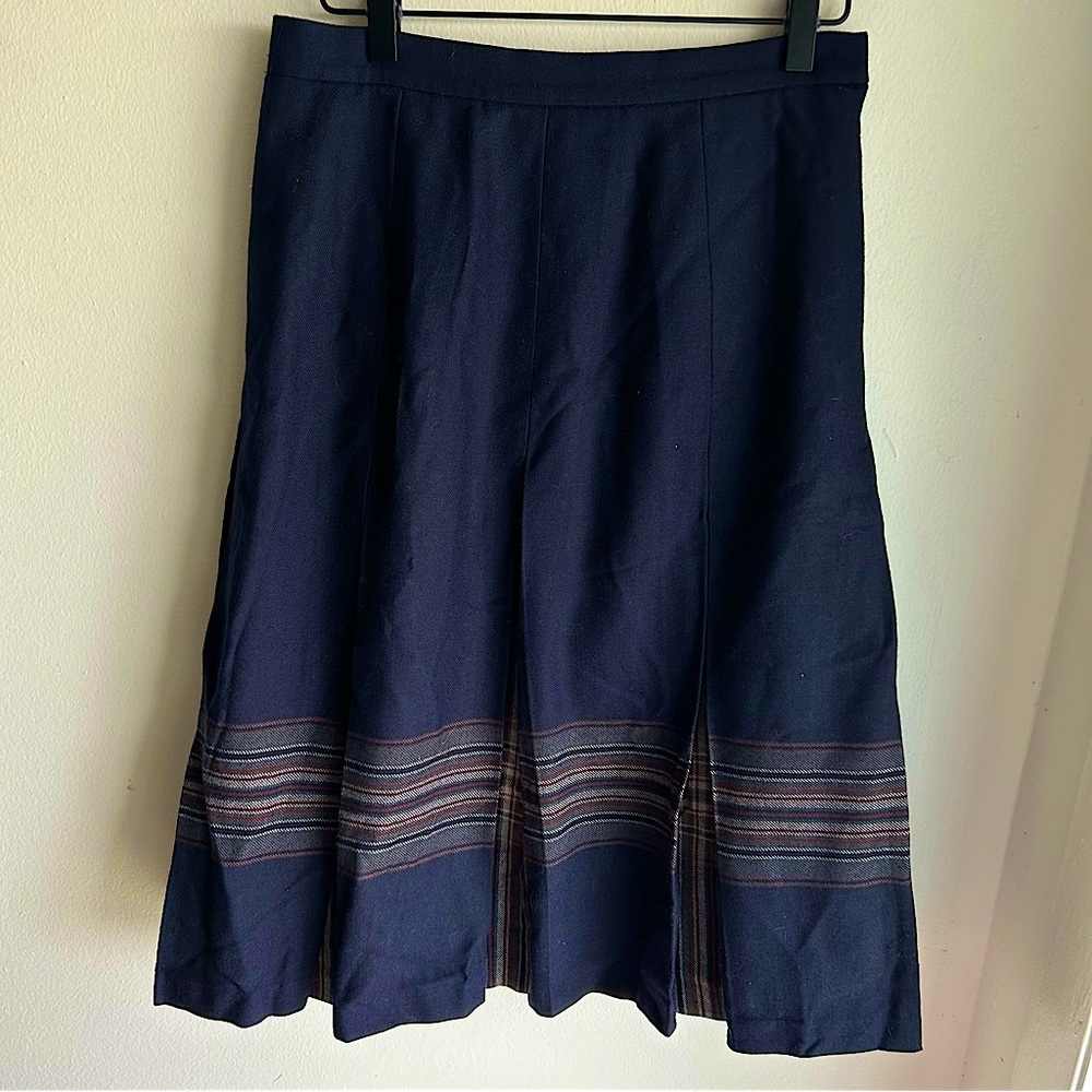Vintage James Pringle tartan blue/purple pure wool pleated skirt - size 12
